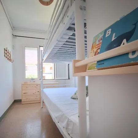 Cozy Next To The * سيدجيس