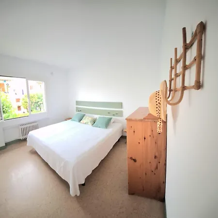 Apartamento Cozy Next To The *