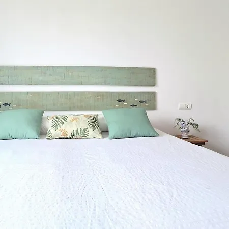 Cozy Next To The * سيدجيس